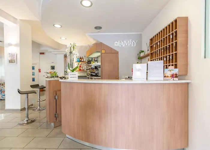 Luana 2* 리치오네